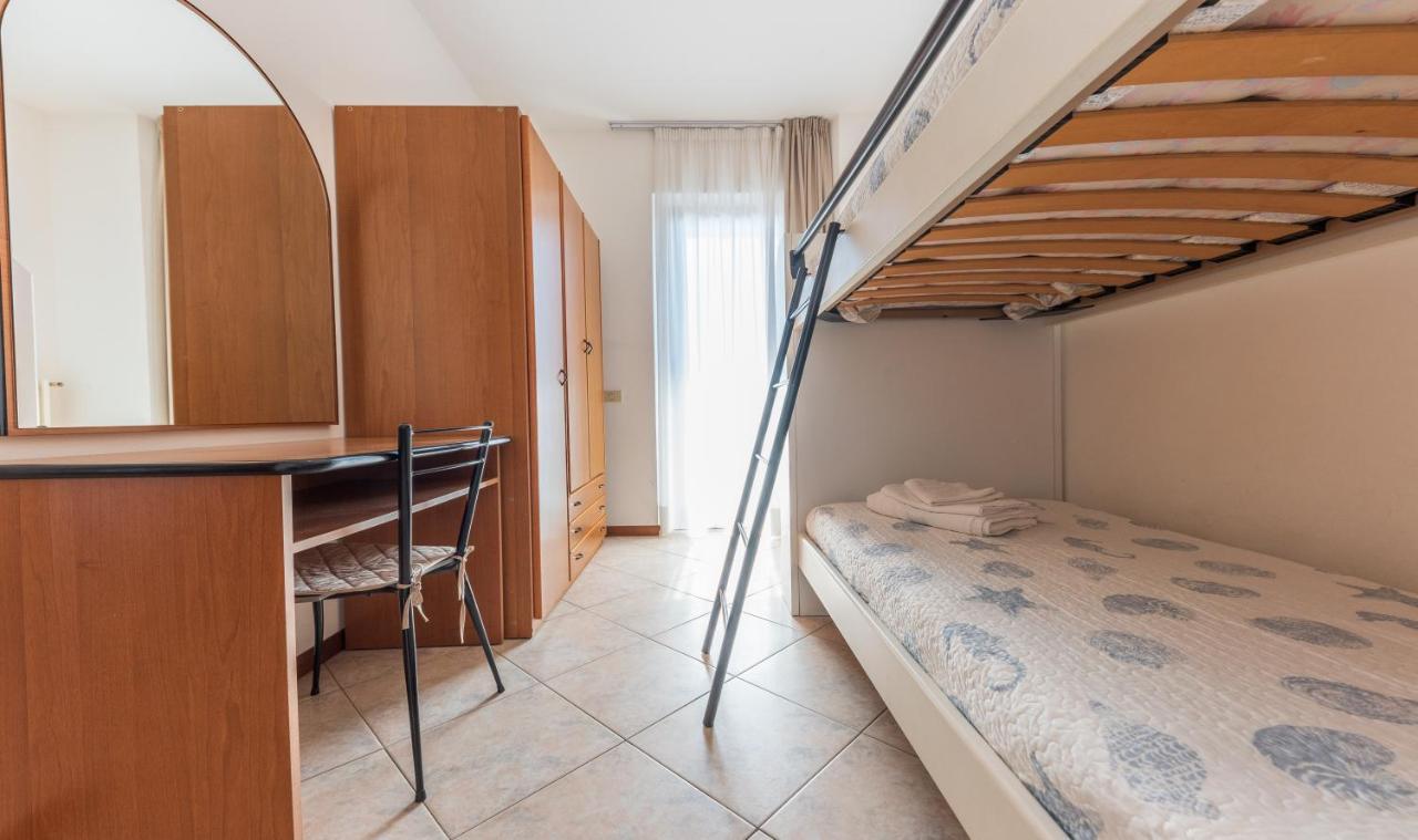 Residenza Nobel Appartamenti 리미니 외부 사진